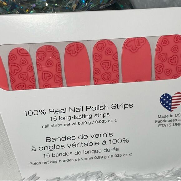 Color Street | Heartthrob, coral color, playful heart designs nail strips - Picture 8 of 11